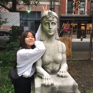 Meet your Posher, Jenny